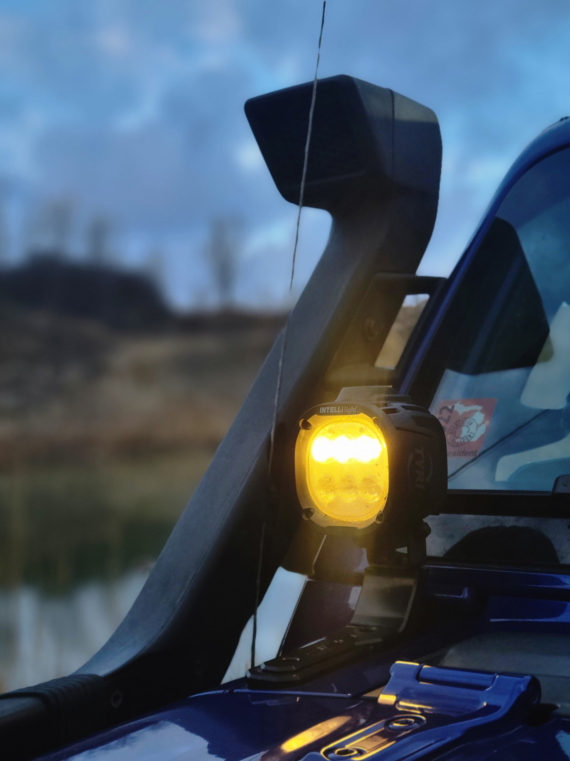 INTELLilight 1010, 0-2900 eLumens