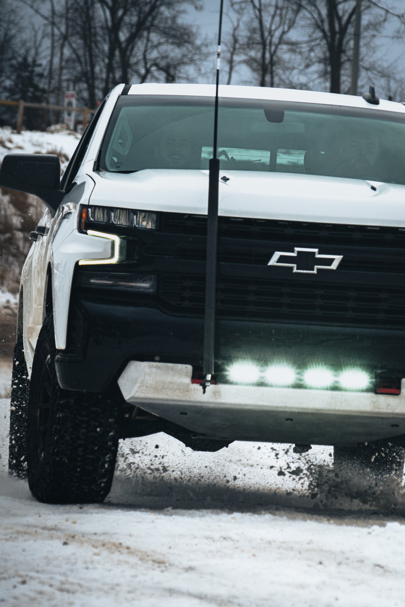 V24 Black 8600 eLumen 24"  Hyperion Series Light Bar
